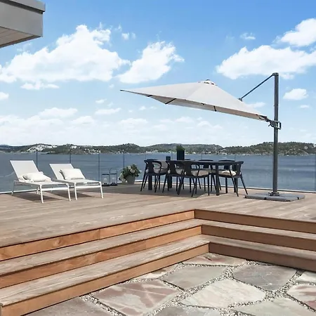 Cozy In With House Sea View Holiday home