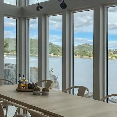 Cozy In With House Sea View